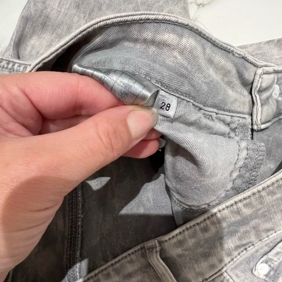 Guess Jeans - Picture 5 of 5